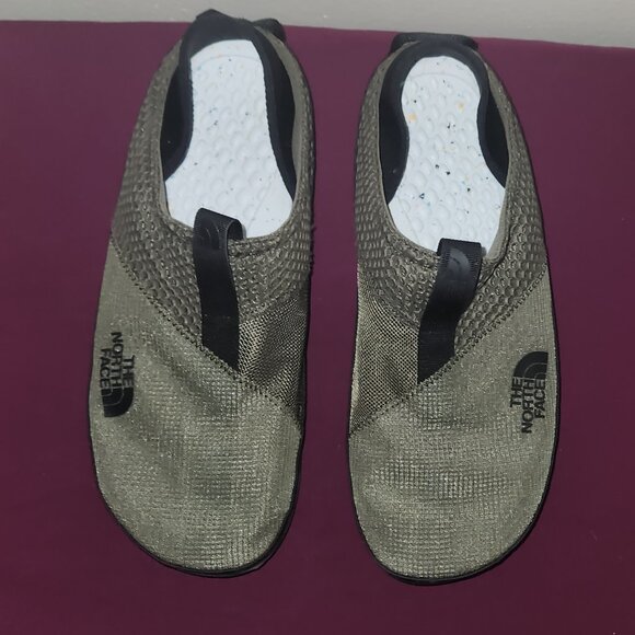 The North Face Base Camp Mule Olive Color Size 11 Men Pre Owned Excellent Condit - Picture 4 of 8